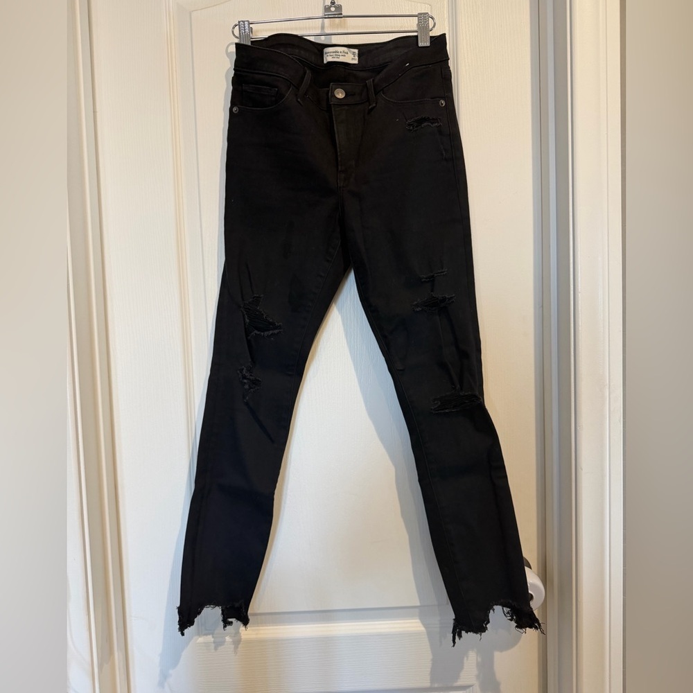Abercrombie & Fitch Black Distressed The Super Skinny Ankle Mid Rise Jeans